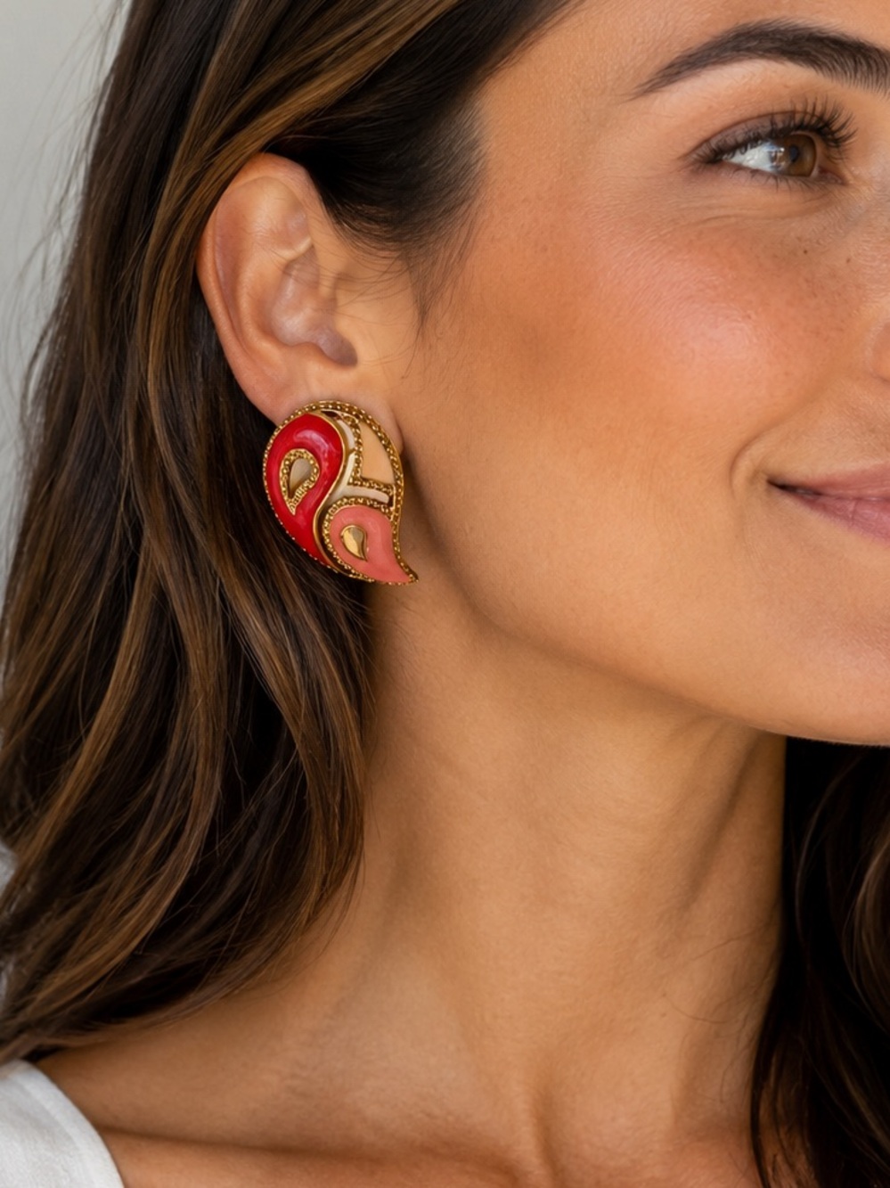 FREE Bundle Add On Item- Vintage 80’s Avon Paisley Enamel Earrings Stamped